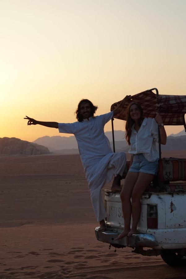 ホテルRotana Camp ワディ ・ラム エクステリア 写真