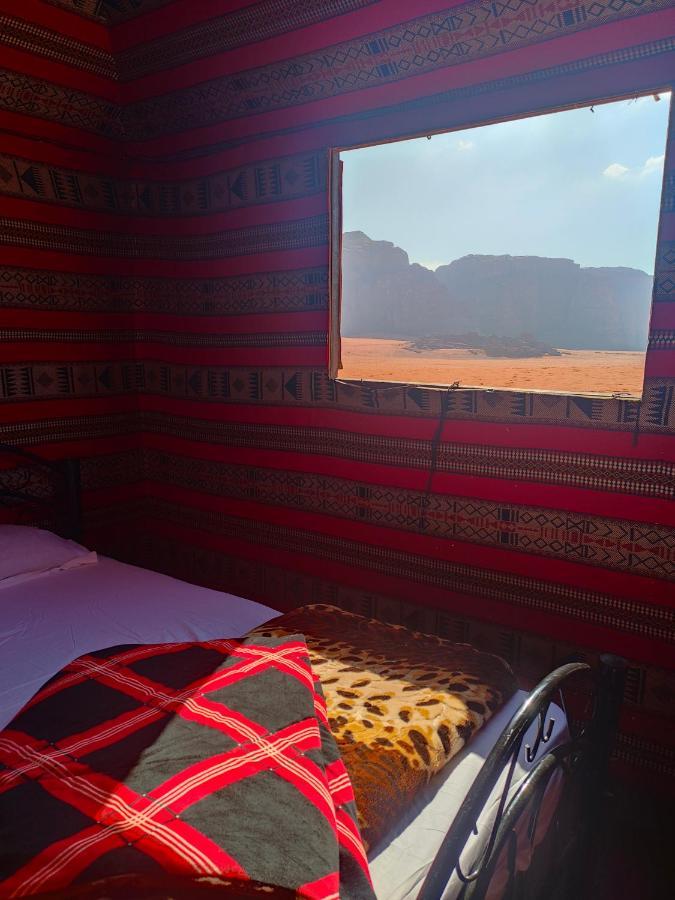 ホテルRotana Camp ワディ ・ラム エクステリア 写真