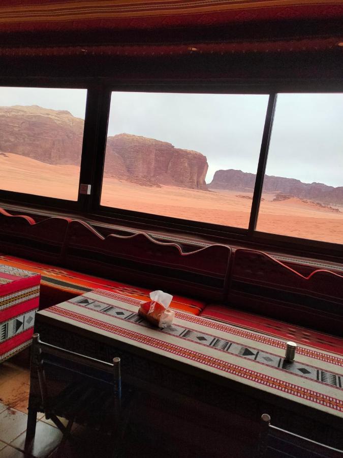 ホテルRotana Camp ワディ ・ラム エクステリア 写真